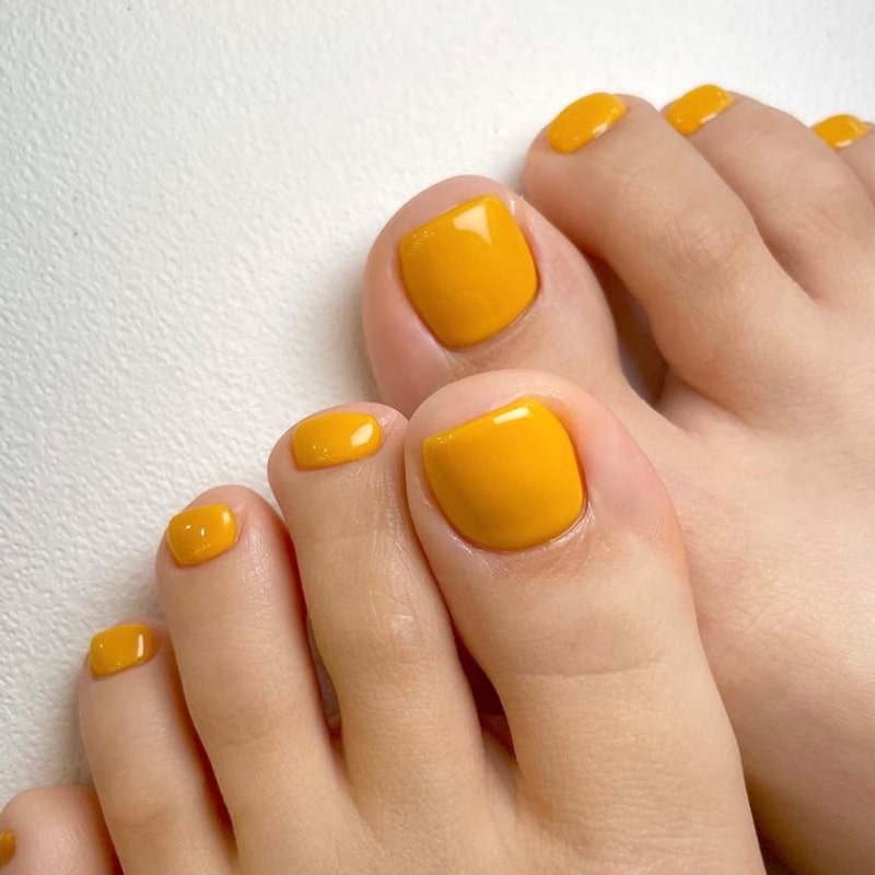 Fresh Orange And Honey Pedicure